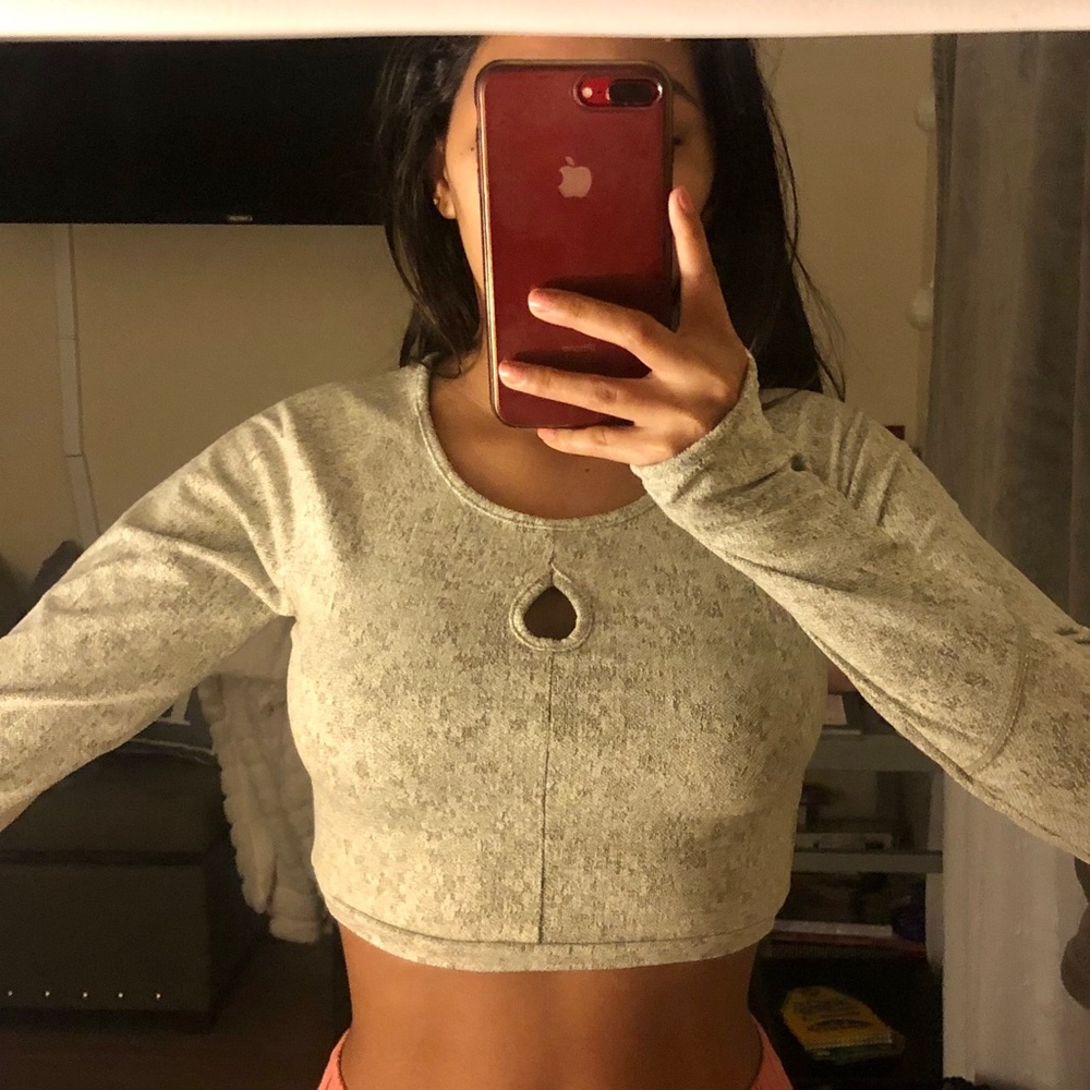 long sleeve gymshark top